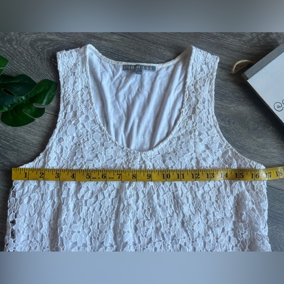 Daniel Rainn Jorgensen Crochet Overlay Sleeveless Shift Top in White. Size S - Picture 9 of 12